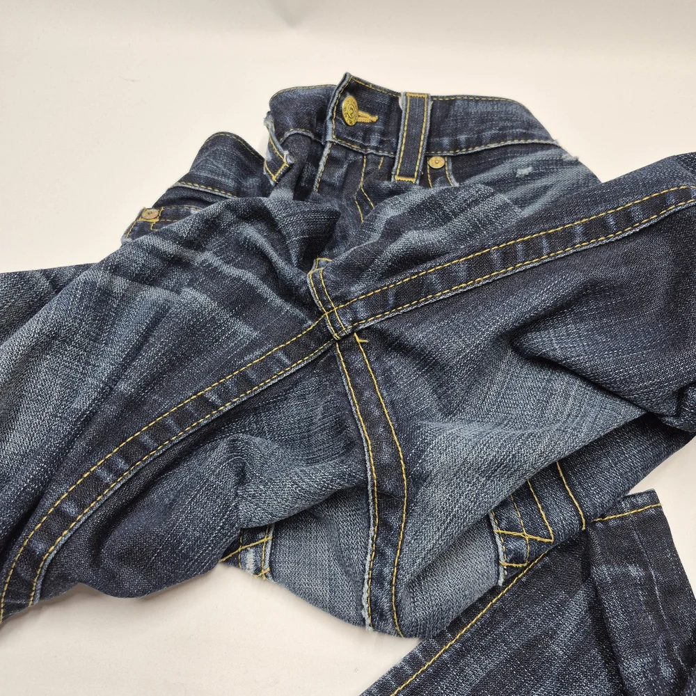 TRUE RELIGION Premium Vintage Skull & Roses Straight Jeans Women's  33 - Picture 9 of 16
